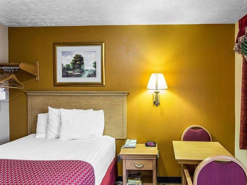 Rodeway Inn Goodlettsville Nashville Tn Exterior photo